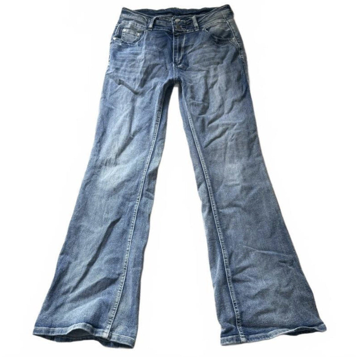 Vintage Y2K Embroidered Flare Jeans with Fleur de Lis Pockets detail 3